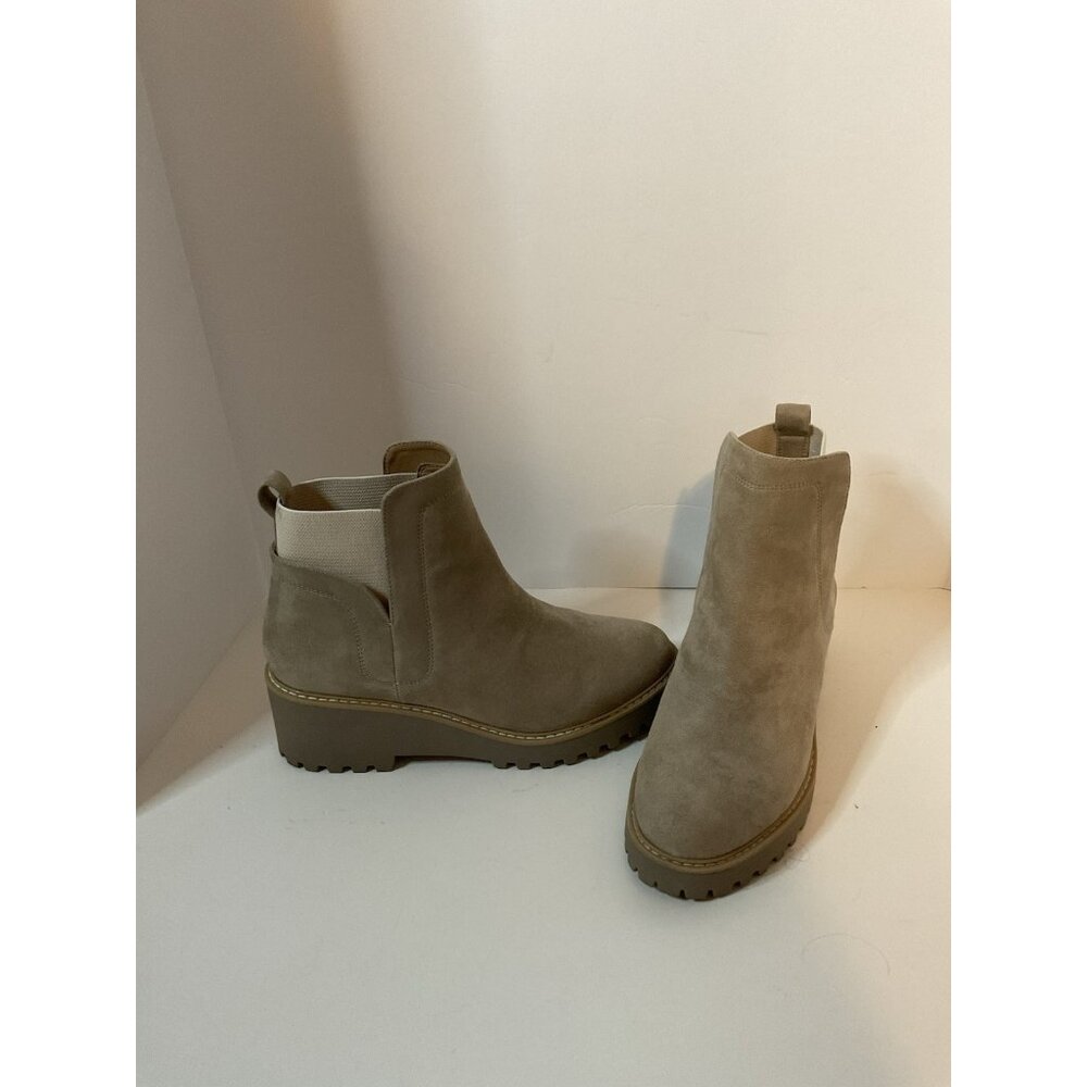 Dolce Vita Tan Pull On Rango Faux Suede Wedge Ankle Boot Booties Size 9